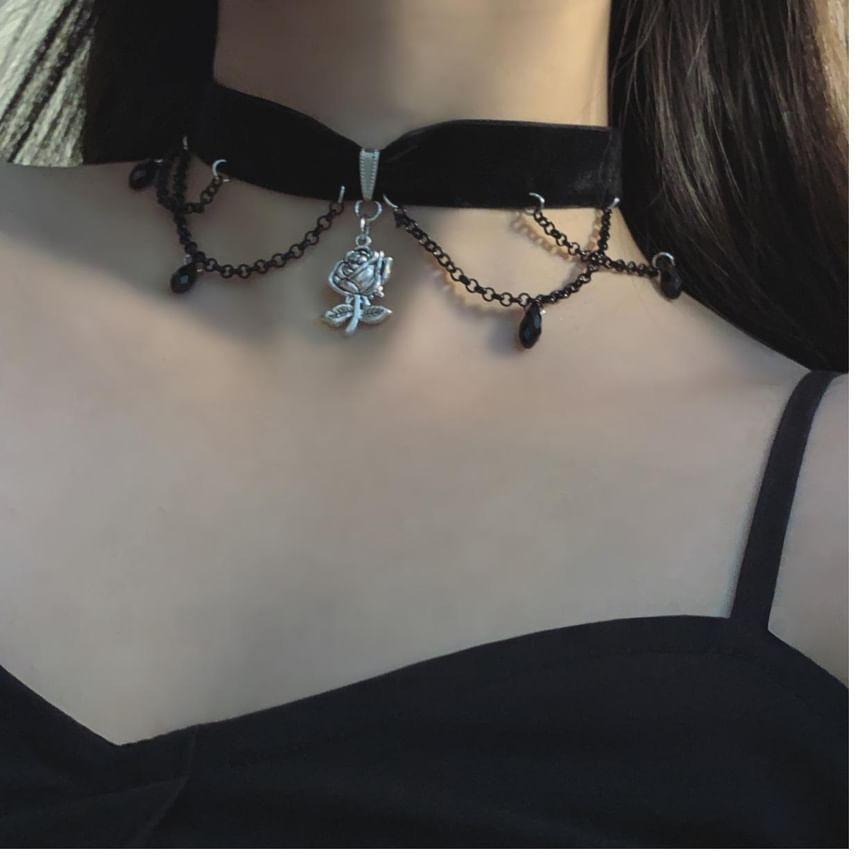 Floral Chained Choker Product Image