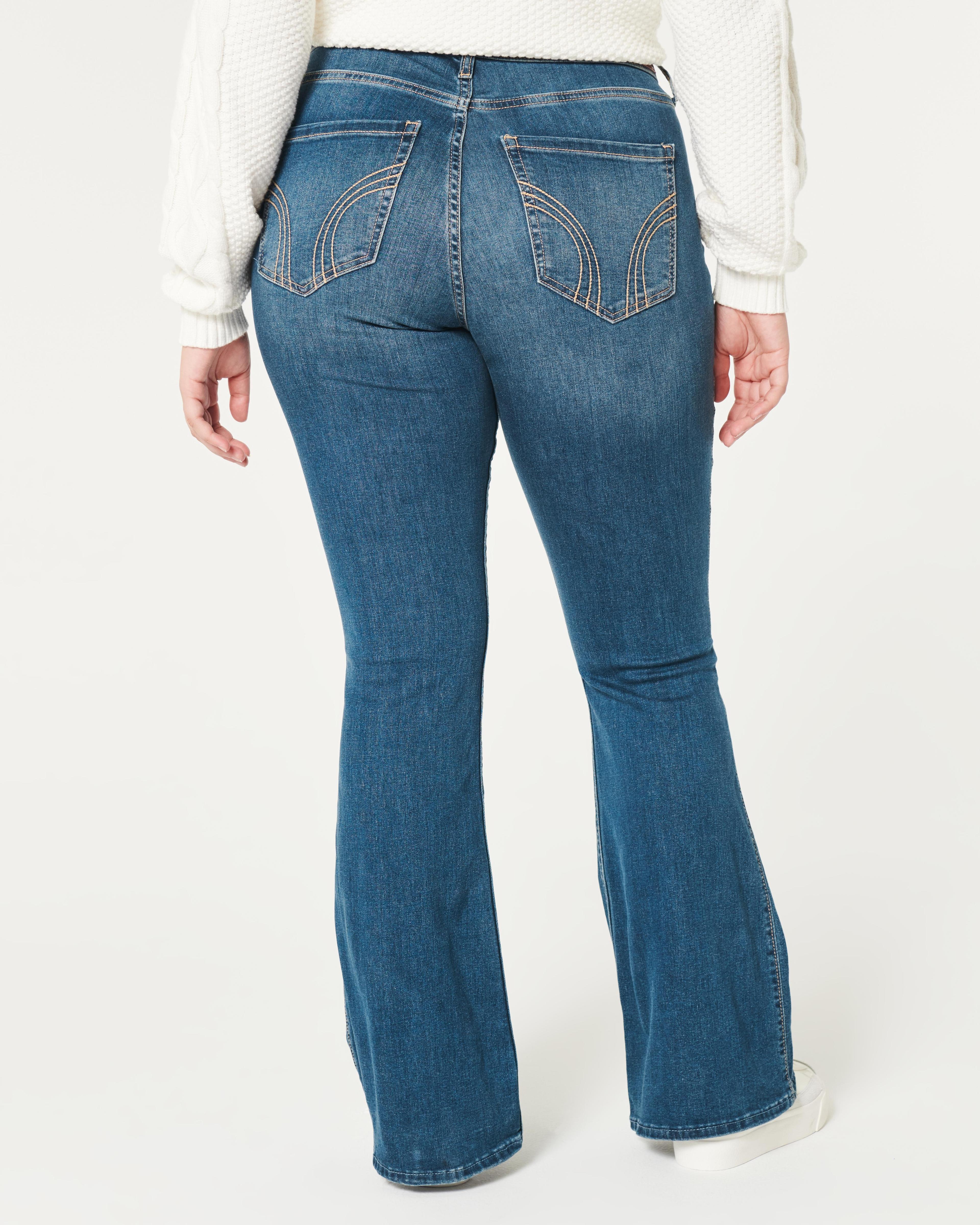 Curvy High-Rise Dark Wash Flare Jeans Product Image