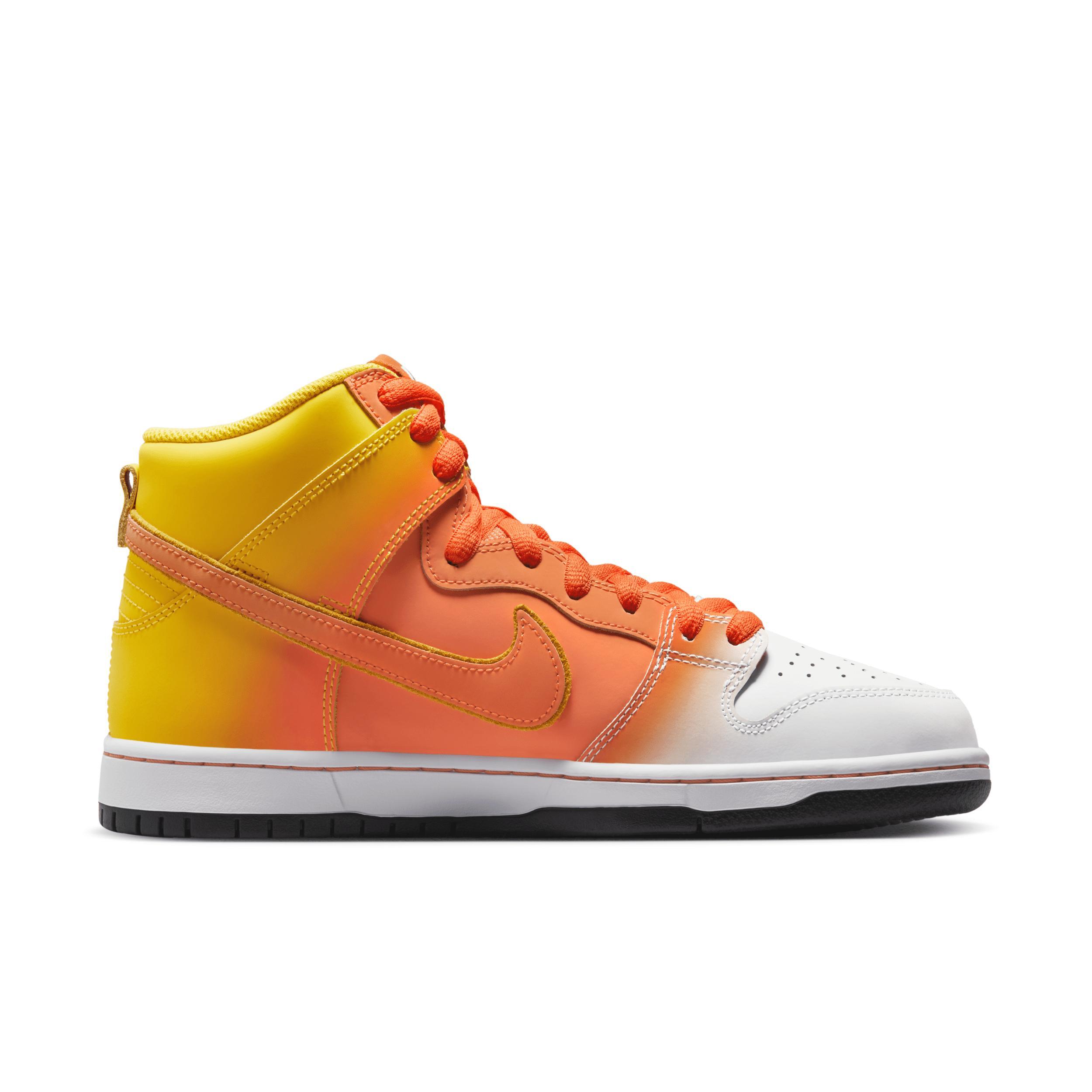 Men's Nike SB Dunk High Pro Skate Shoes Product Image