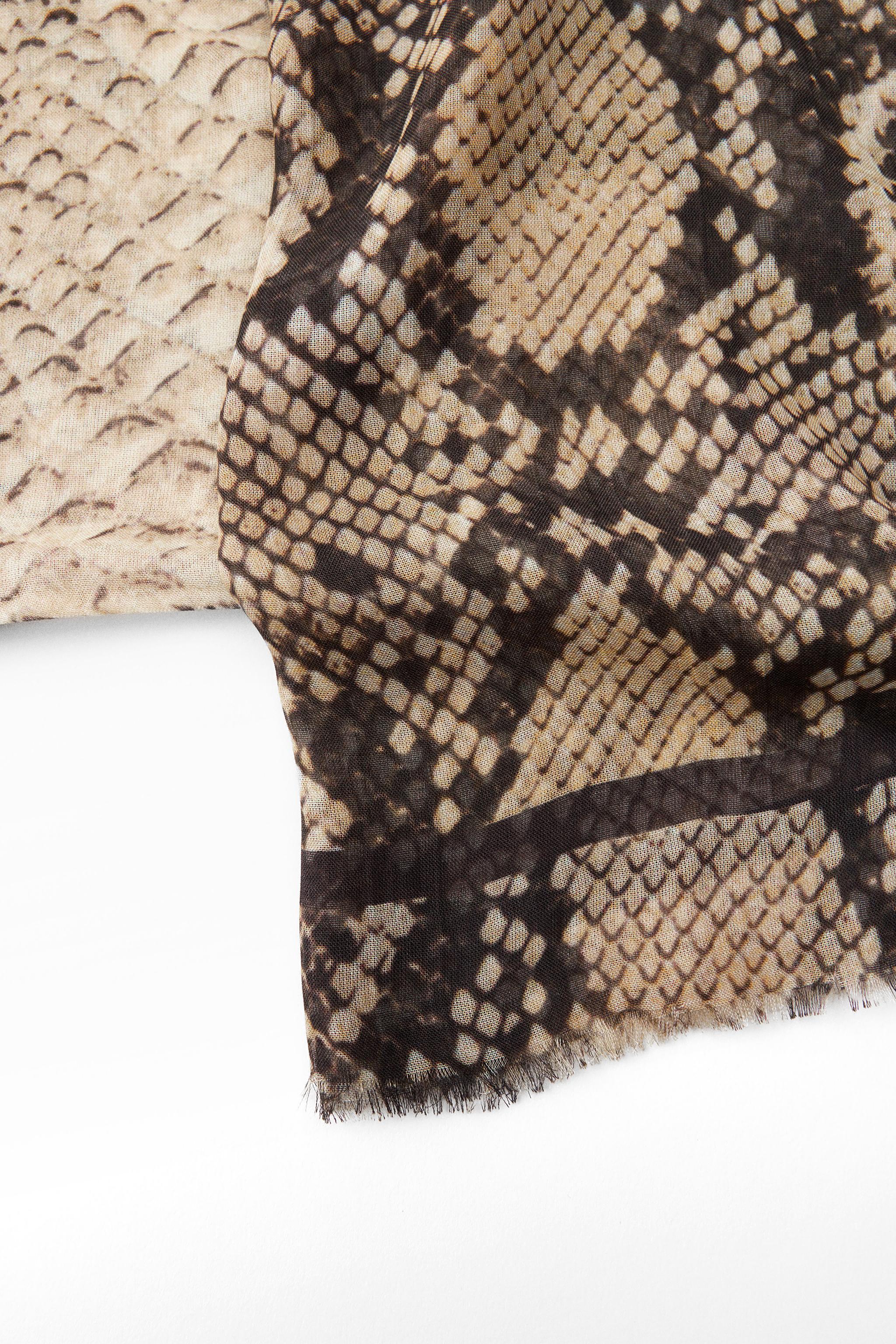 ANIMAL PRINT SILK MODAL SCARF Product Image