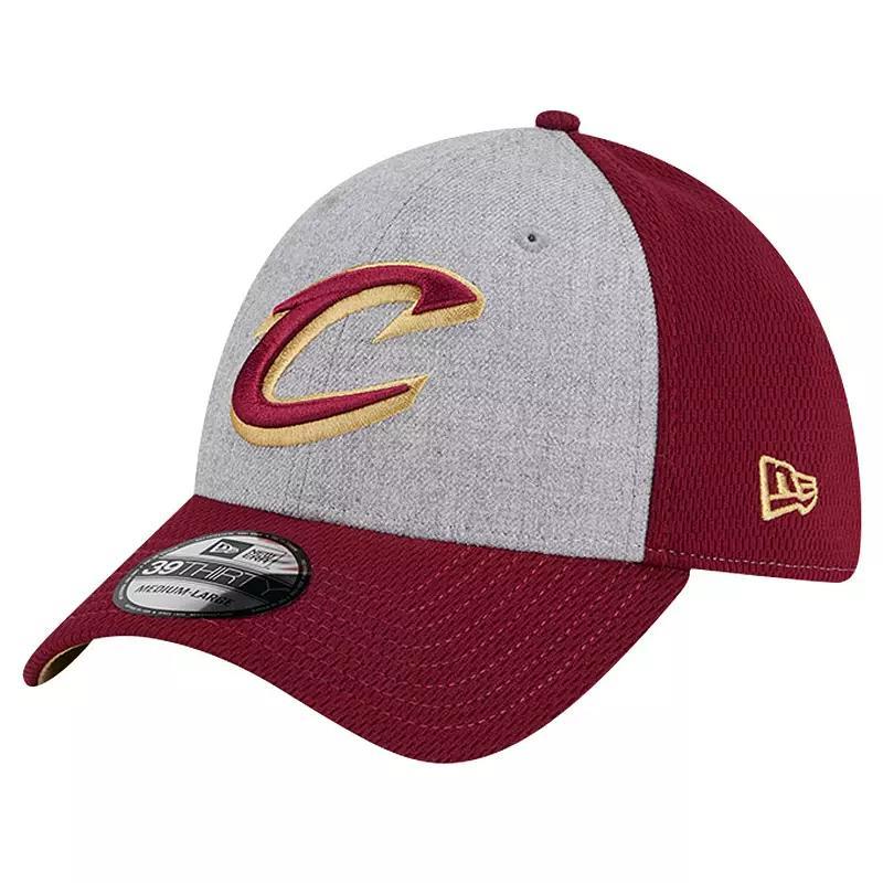 Mens New Era Heather Gray/Wine Cleveland Cavaliers Two-Tone 39THIRTY Flex Hat Product Image