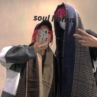 Plaid Shawl Product Image