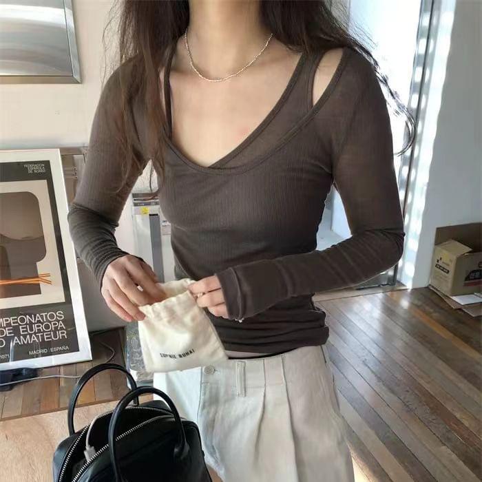 Long Sleeve Mock Two Piece Plain Slim-Fit Crop Top Product Image