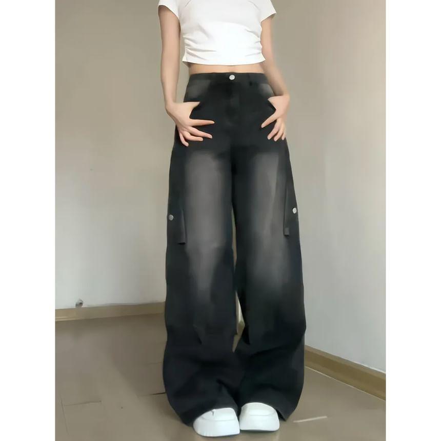 Low Rise Washed Wide Leg Cargo Jeans Product Image