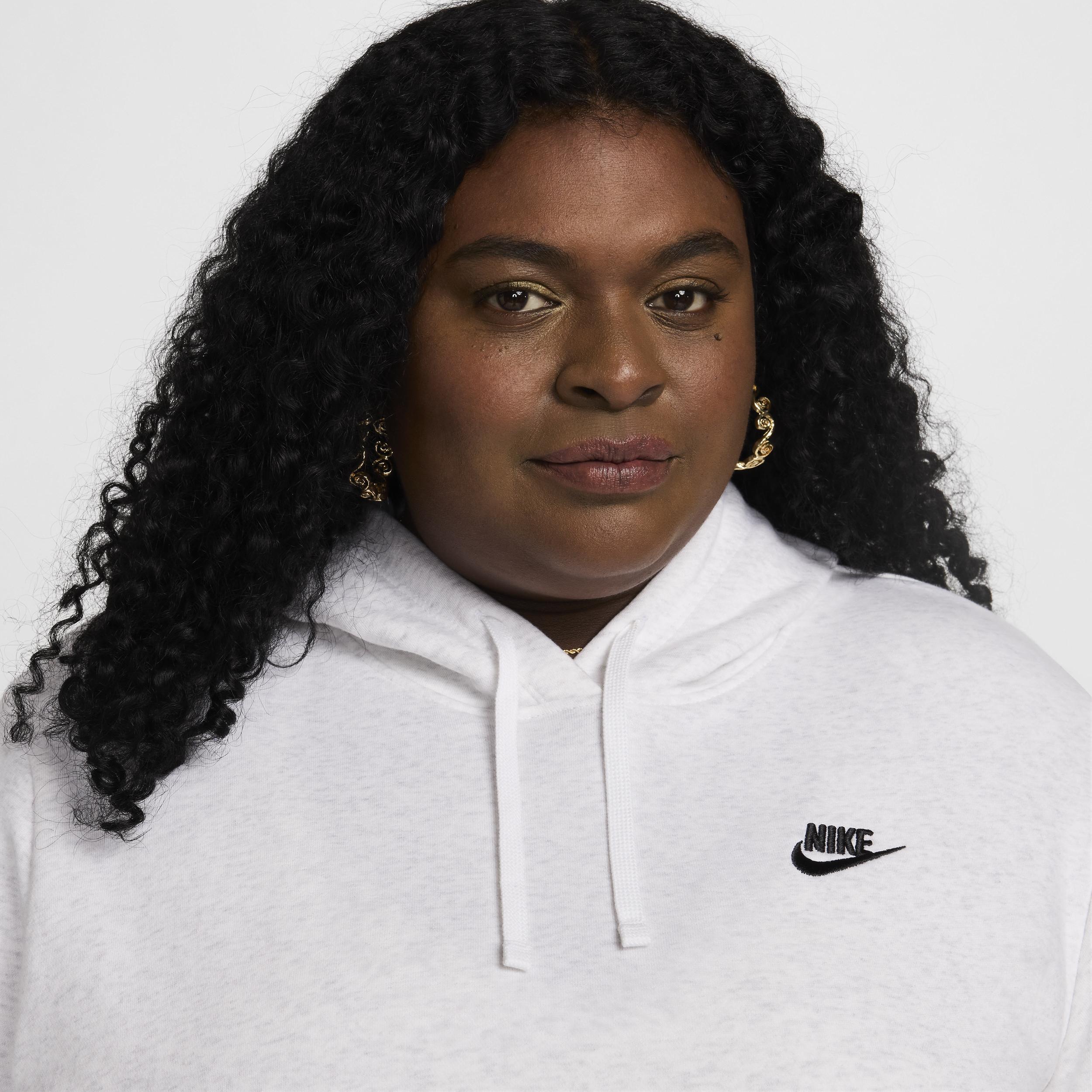 Women's Nike Sportswear Club Fleece Pullover Hoodie (Plus Size) Product Image