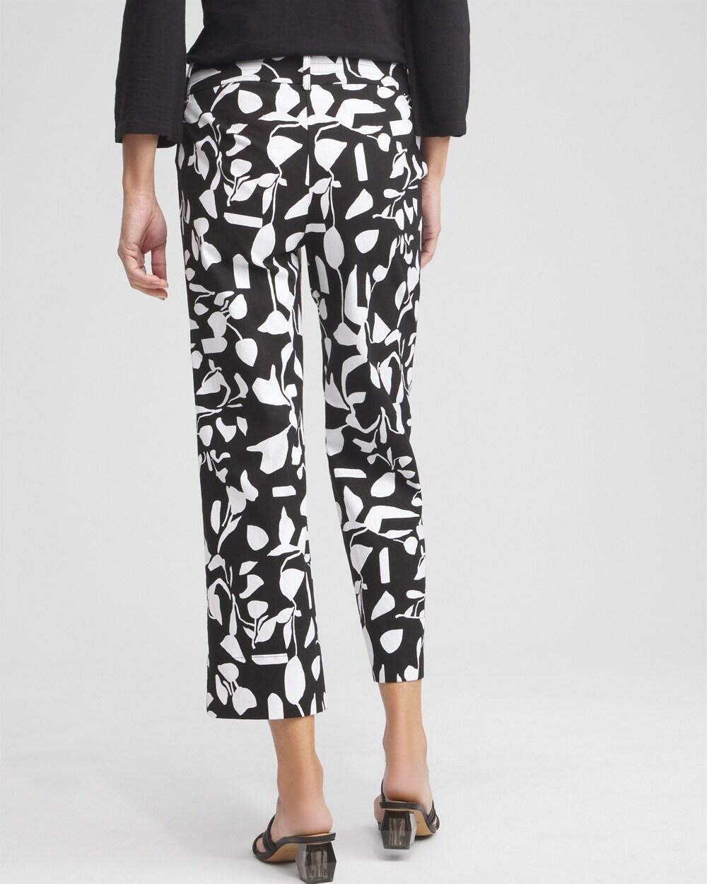 Abstract Print Trapunto Cropped Pants Product Image