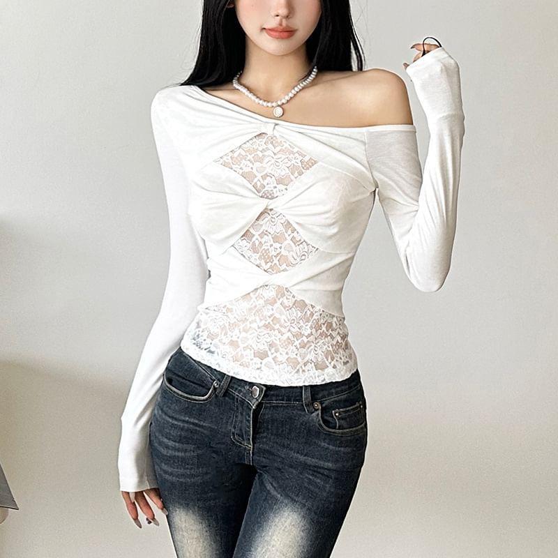 Long Sleeve Cold-Shoulder Twisted Lace Panel Slim-Fit Top Product Image