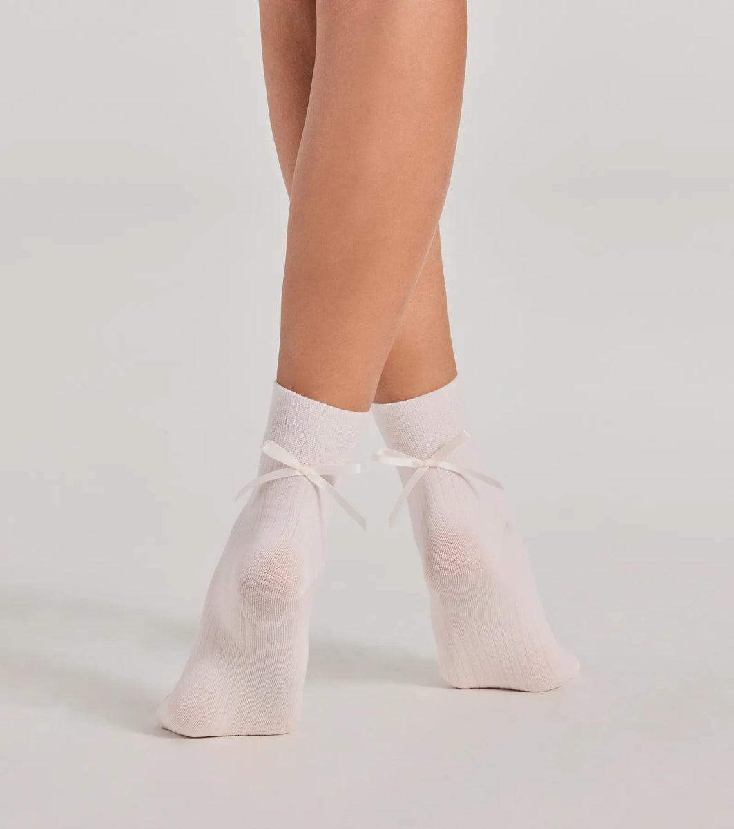 Oh-So-Adorable Bow Detail Socks Product Image