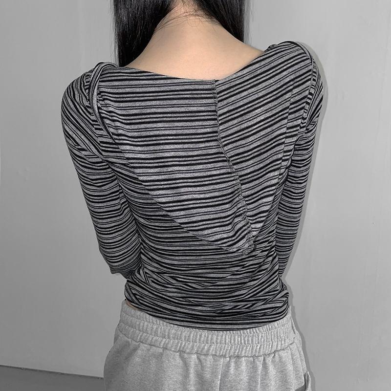 Long Sleeve V-Neck Striped Hooded Slim-Fit Crop Top Product Image