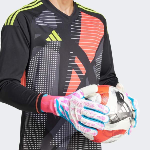 Predator Pro Goalkeeper Gloves Product Image