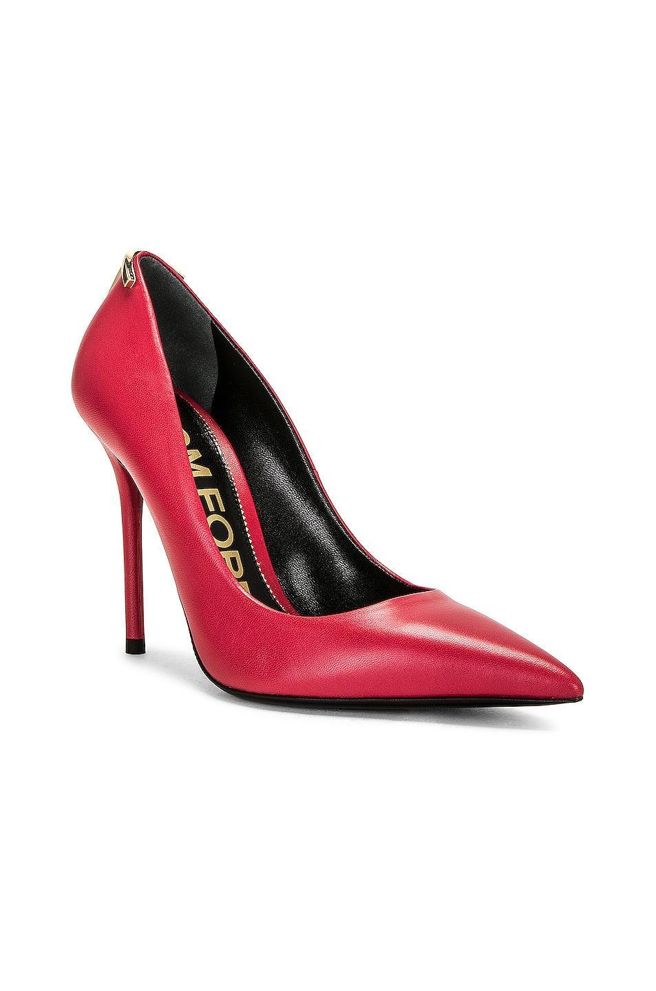 TOM FORD Iconic T Pump Red. (also in ). Product Image