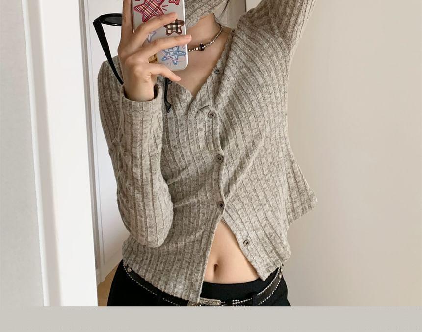 Long-Sleeve V-Neck Knit Button-Up Cropped Cardigan Product Image