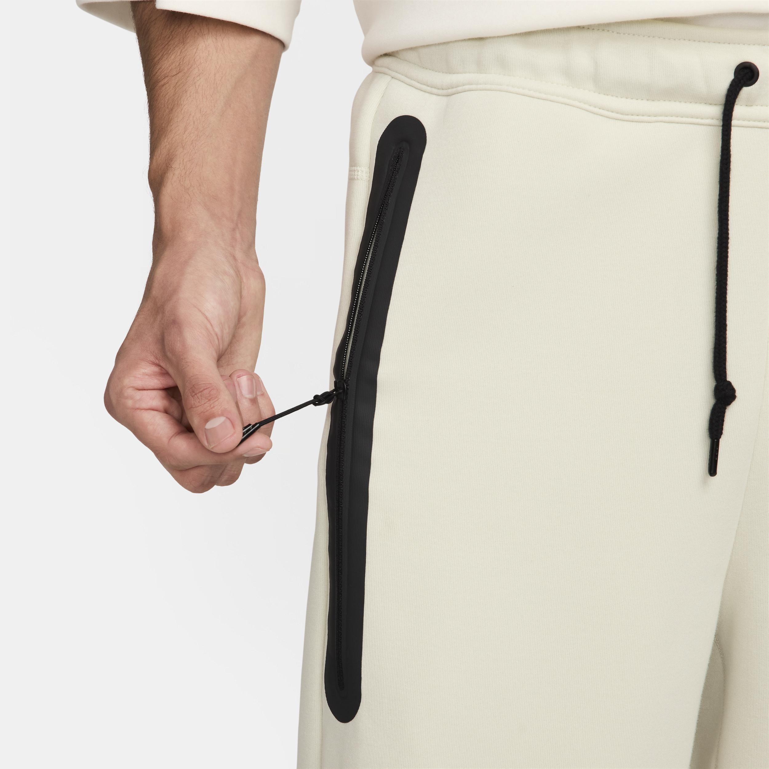 Men's Nike Sportswear Tech Fleece Shorts Product Image