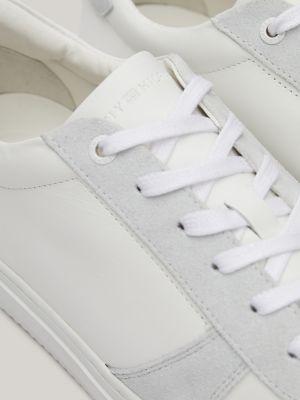 Tommy Logo Leather Sneaker Product Image