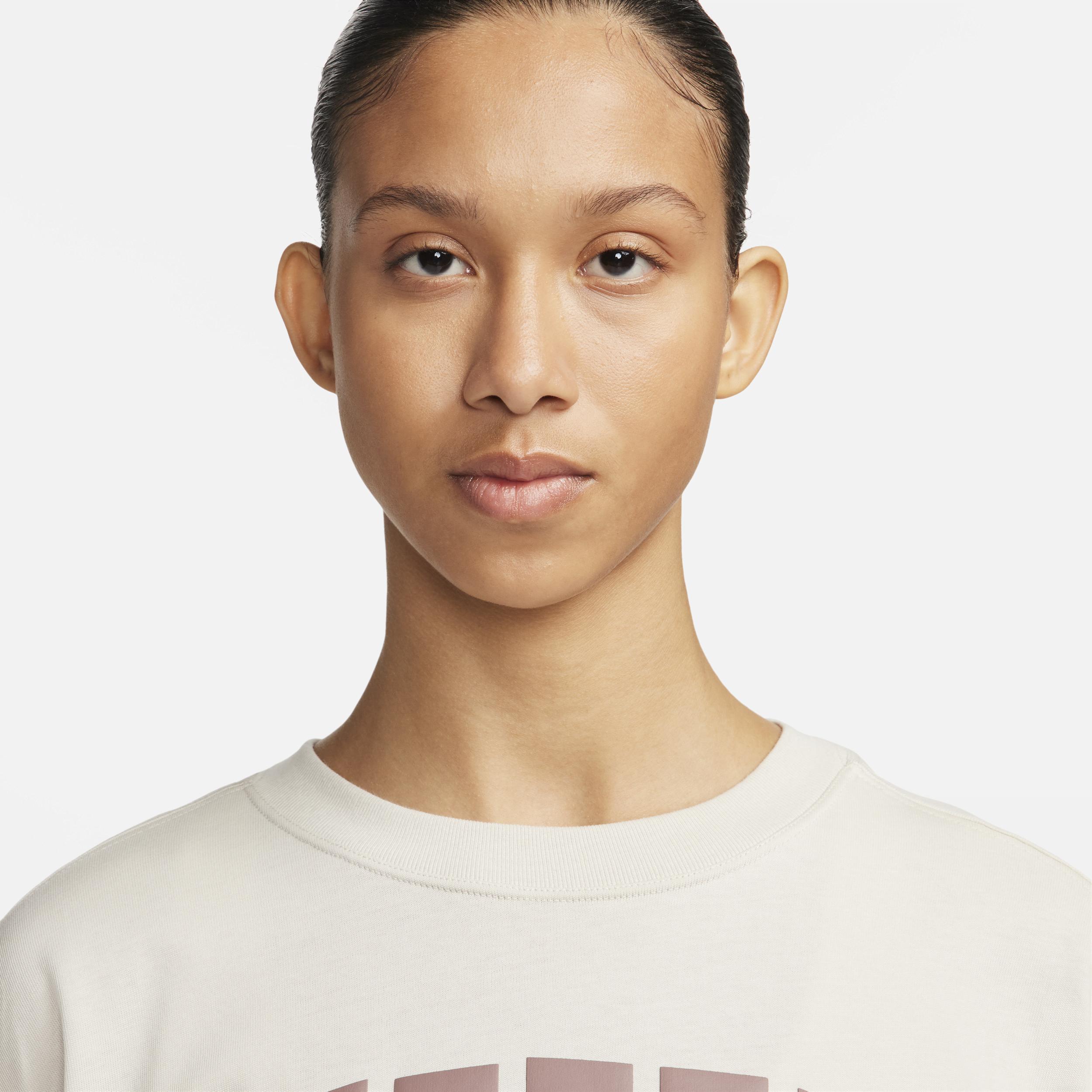 Women's Nike Sportswear Essentials T-Shirt Product Image