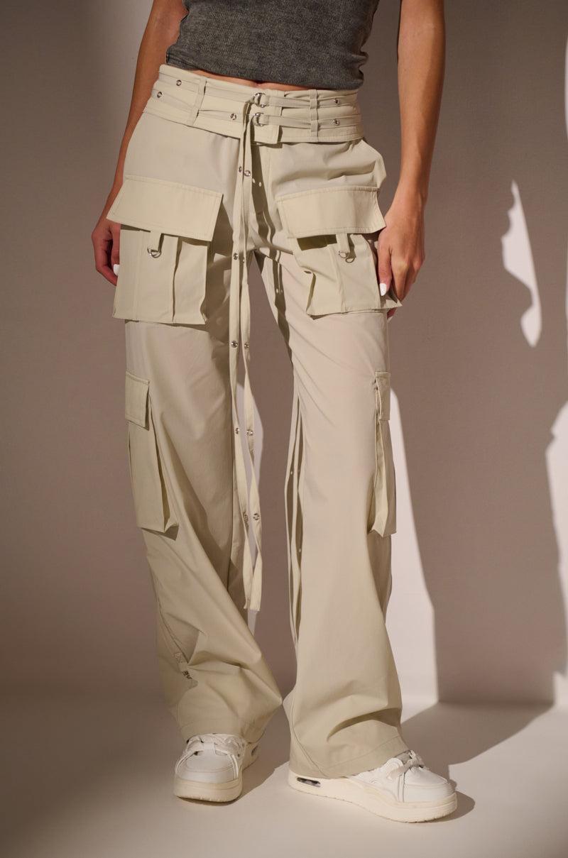 ON THE MOVE TROUSER Product Image