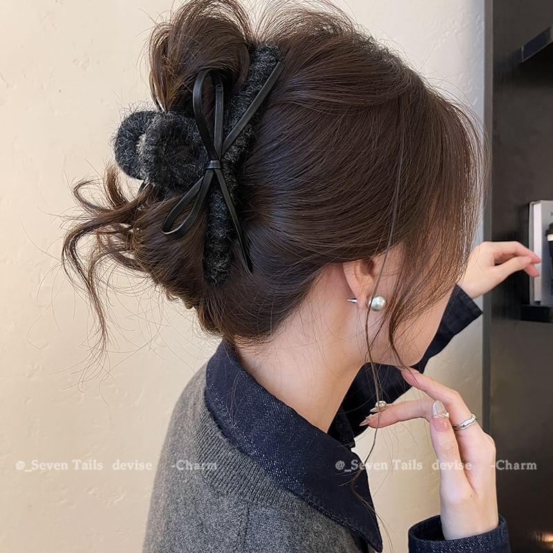 Faux Leather Bow Hair Claw Product Image