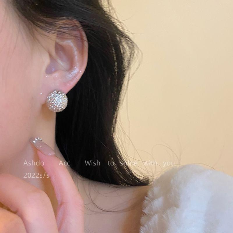 Textured Button Earring Product Image