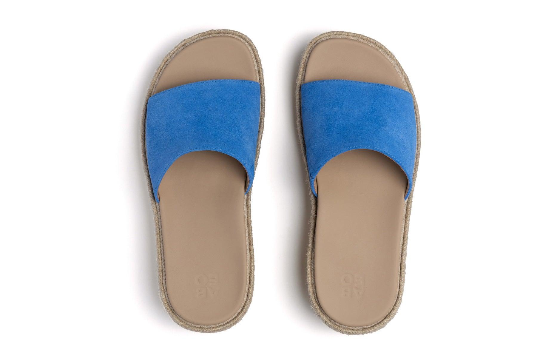 Solstice Slide Metatarsal Female Product Image