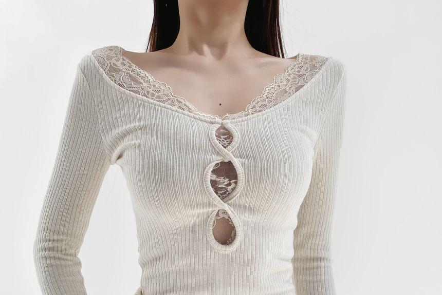 Long Sleeve V-Neck Plain Lace Trim Ribbed Knit Crop Top Product Image