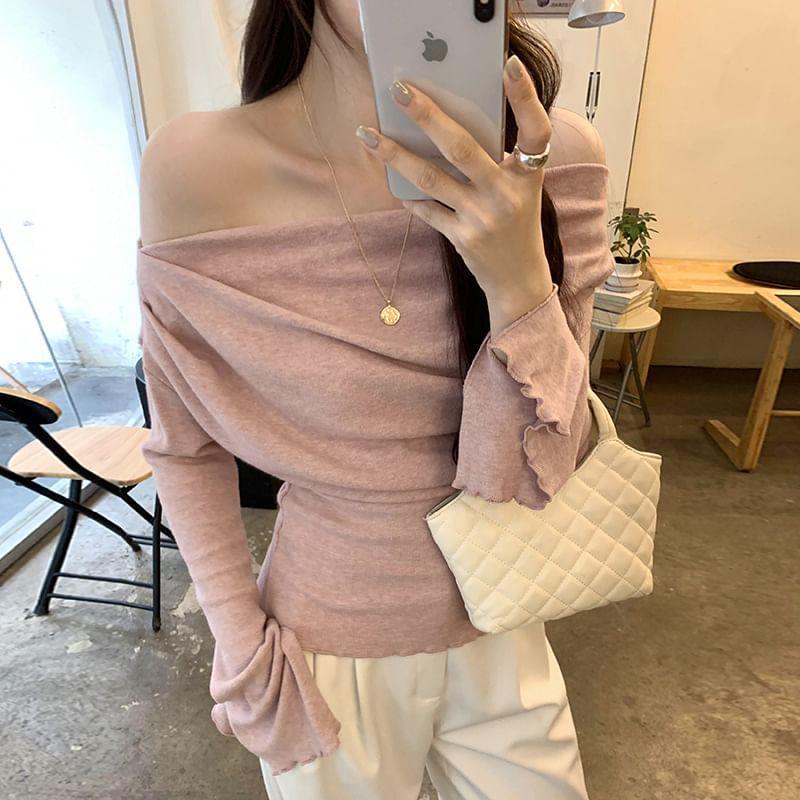 Long-Sleeve Off Shoulder Plain T-Shirt Product Image