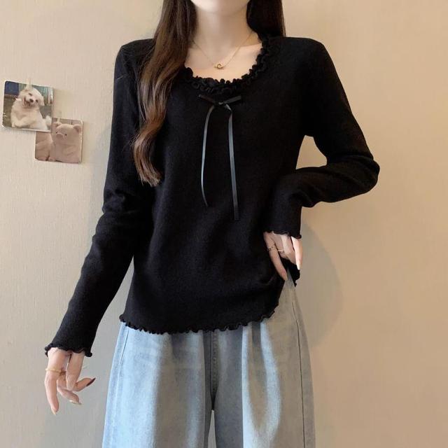 Long-Sleeve Crew Neck Bow Lettuce Edge Knit Top Product Image