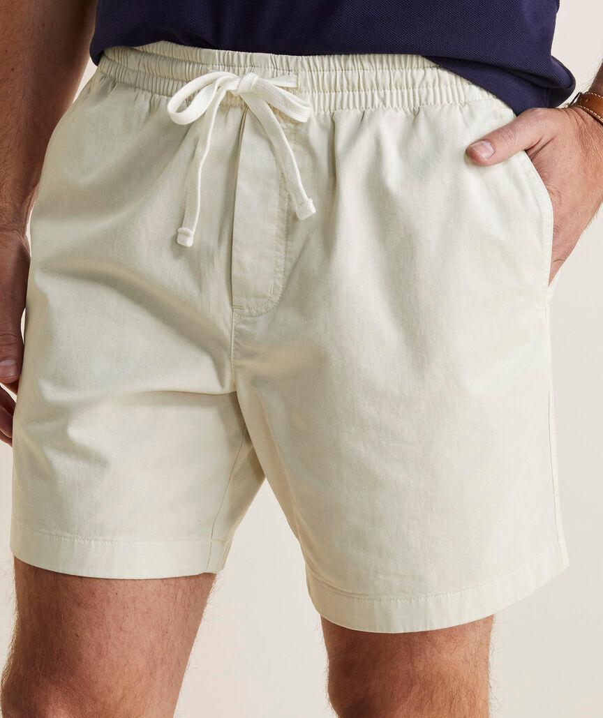 7 Inch Pull-On Island Shorts Product Image