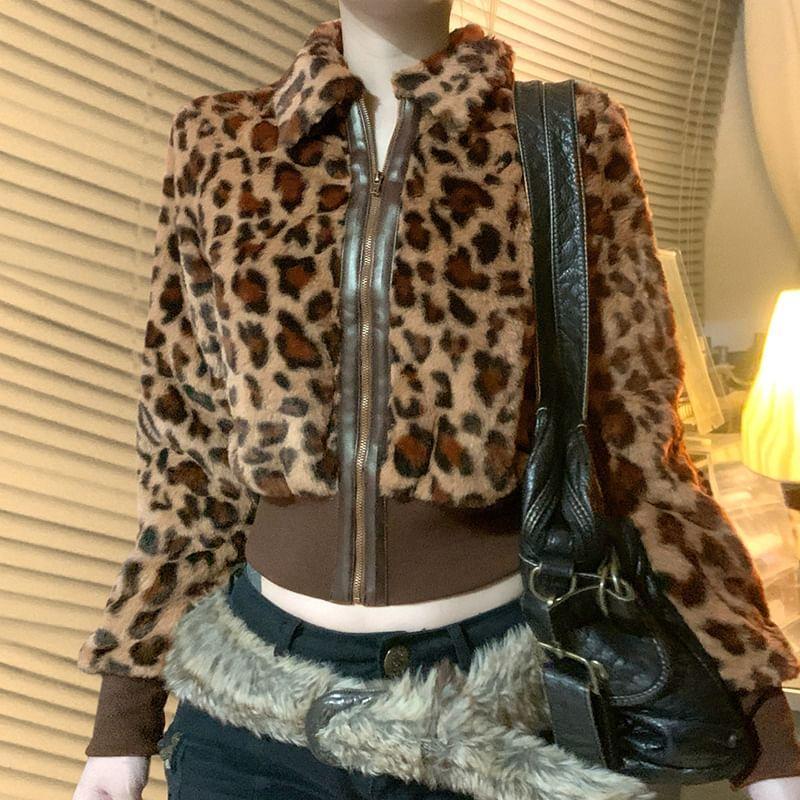 Leopard Print Long Sleeve Zip Up Collared Cropped Jacket Product Image