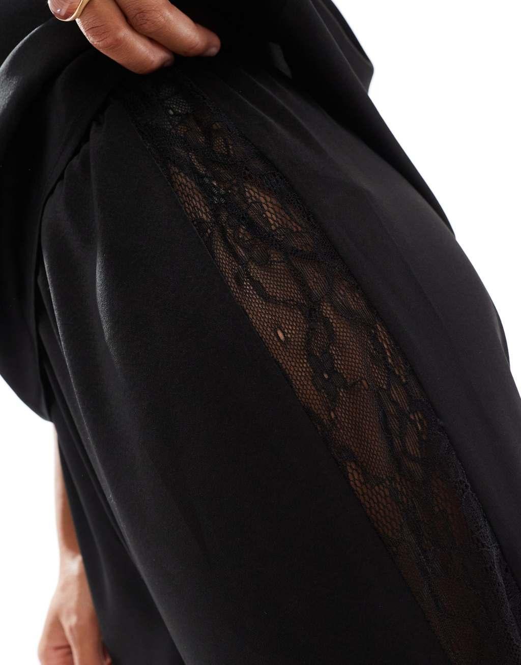 4th & Reckless belle pajama satin & lace pants in black Product Image