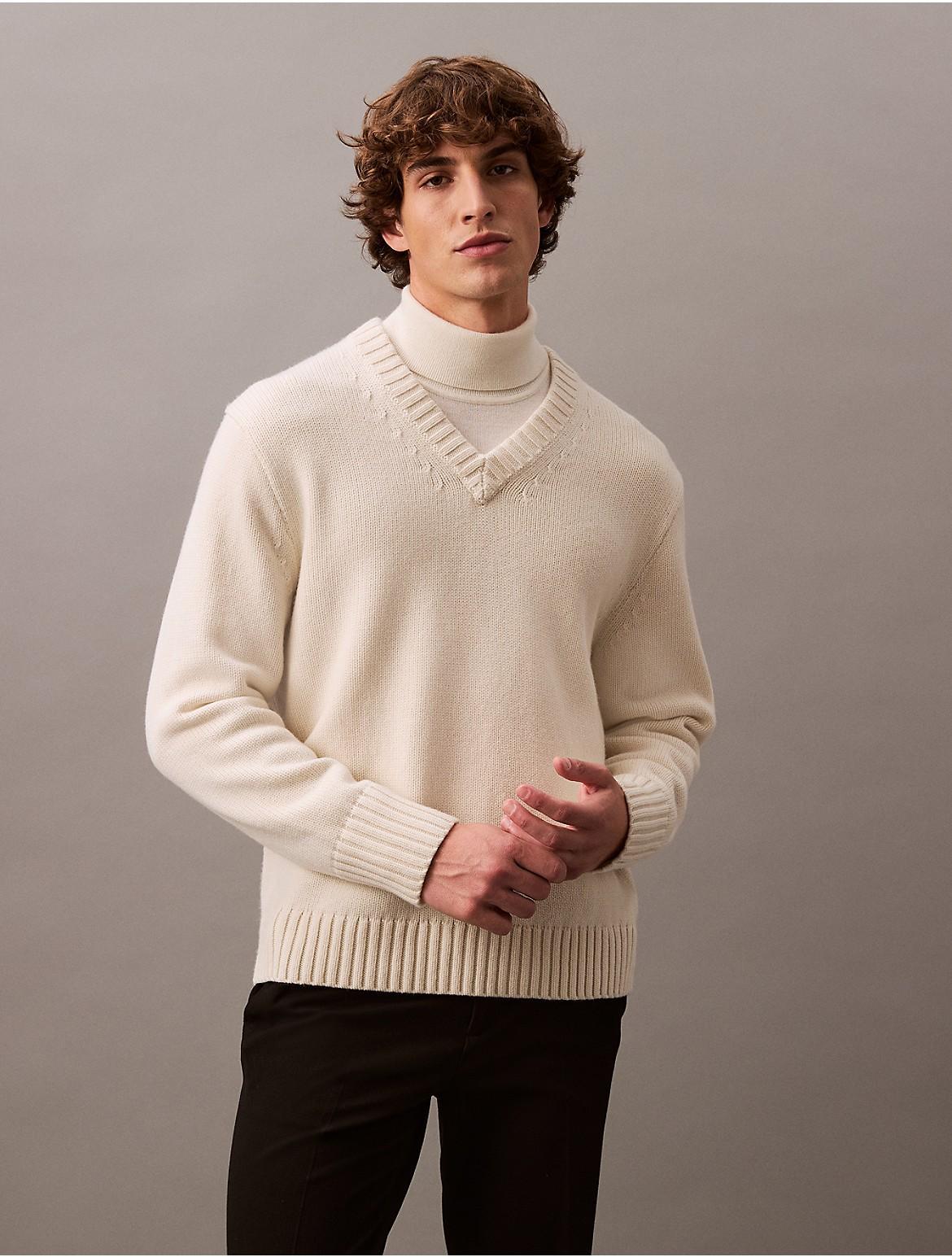 Calvin Klein Mens Wool Blend V-Neck Sweater - Brown - XXL Product Image