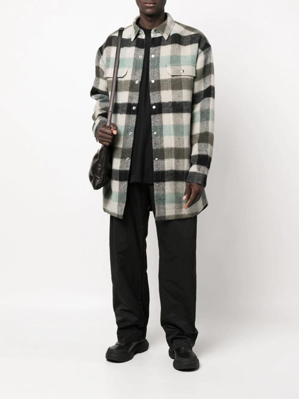 Button-up Checked Shirt In Grau Product Image