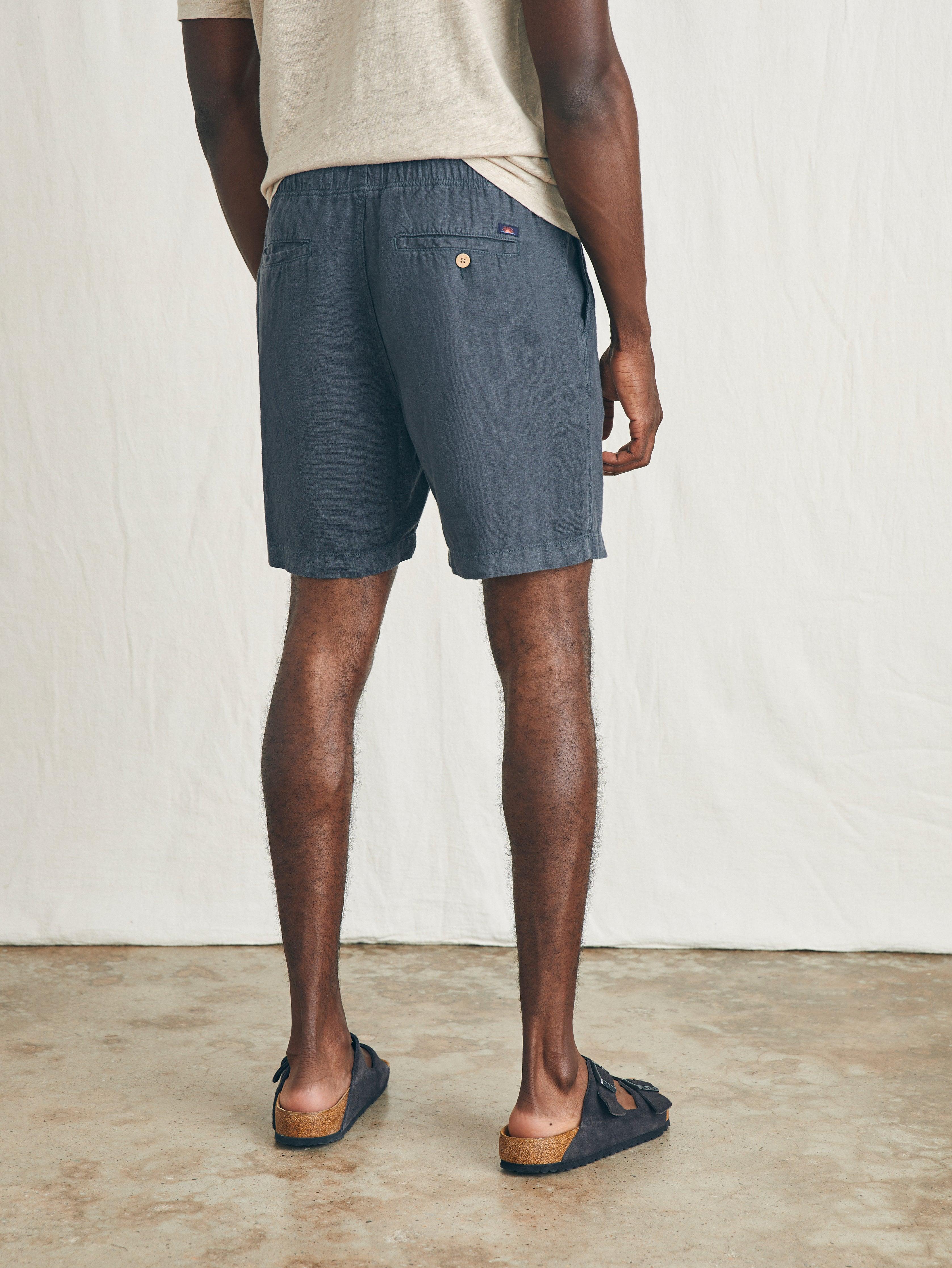 Essential Linen Short (6.5" Inseam) - Washed Black Male Product Image