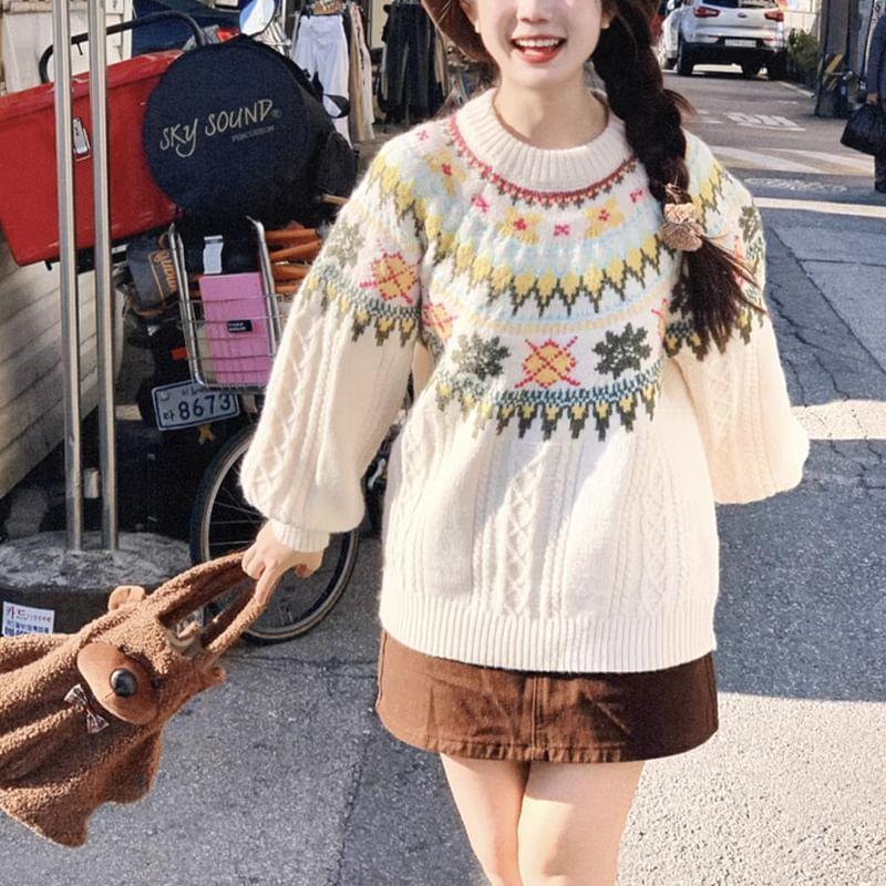 Crew Neck Pattern Jacquard Cable Knit Sweater Product Image