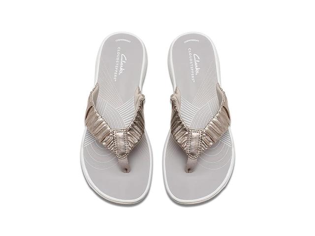 Clarks Breeze Rae (Champagne Synthetic) Women's Sandals Product Image