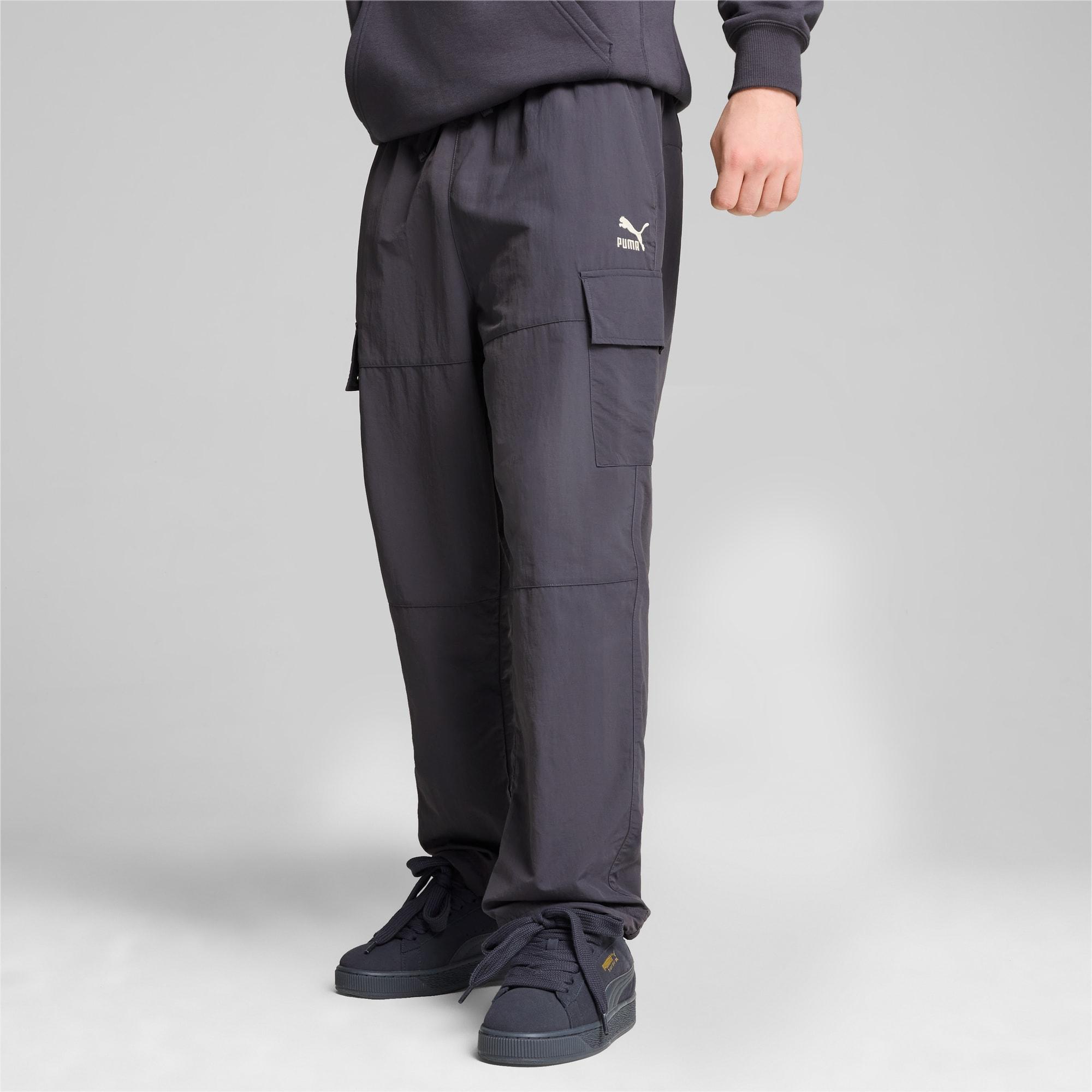 CLASSICS Men's Cargo Pants Product Image