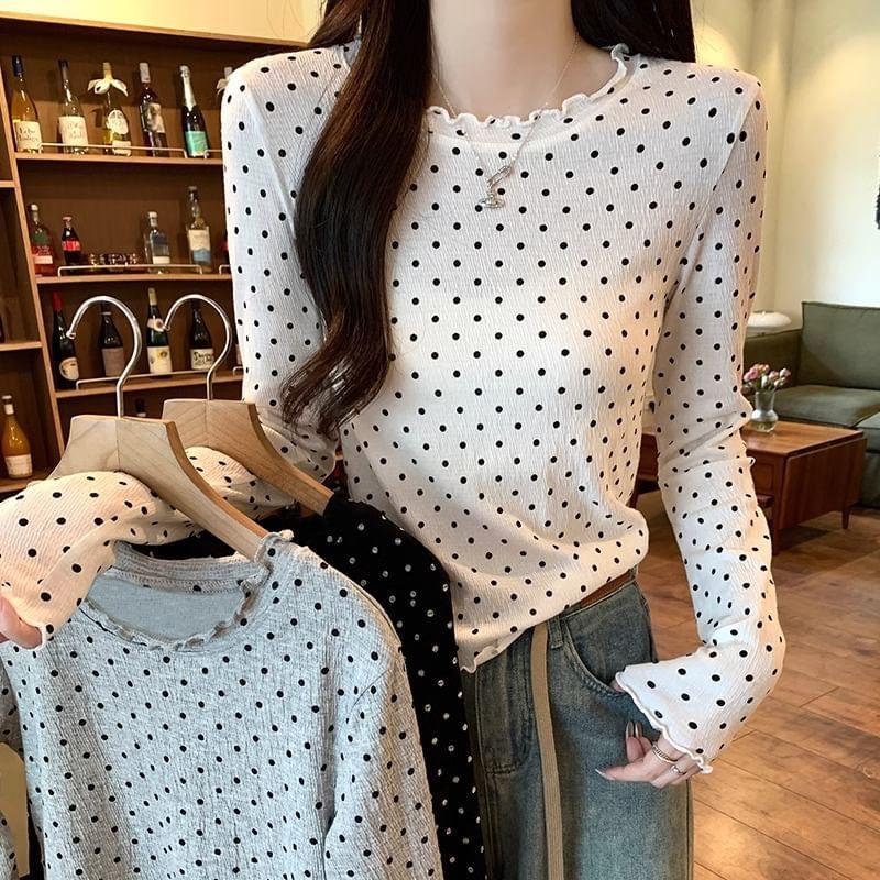 Long-Sleeve Crew Neck Dotted Lettuce Edge T-Shirt Product Image