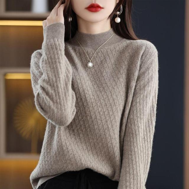 Long-Sleeve Mock Neck Plain Knit Top Product Image