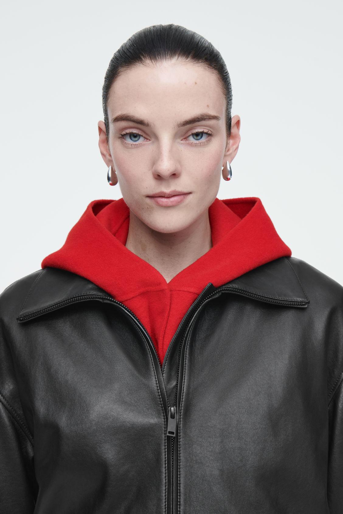 DOUBLE-FACED WOOL HYBRID HOOD Product Image