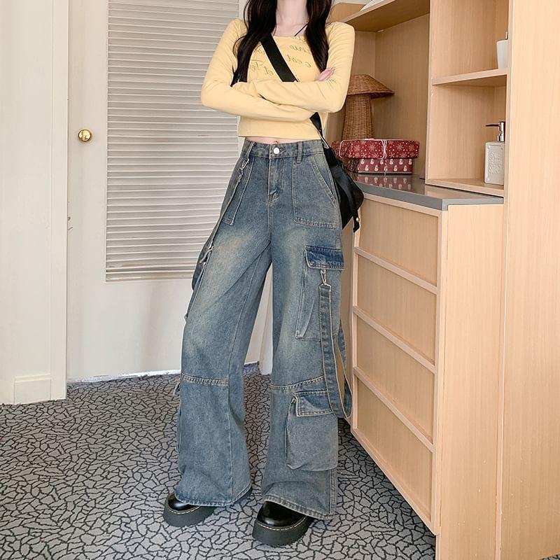 Mid Rise Washed Pocket Detail Wide Leg Jeans Product Image