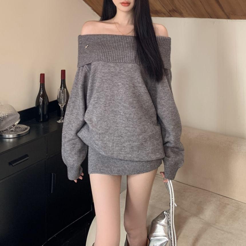 Off Shoulder Long Sleeve Plain Mini Sweater Dress Product Image