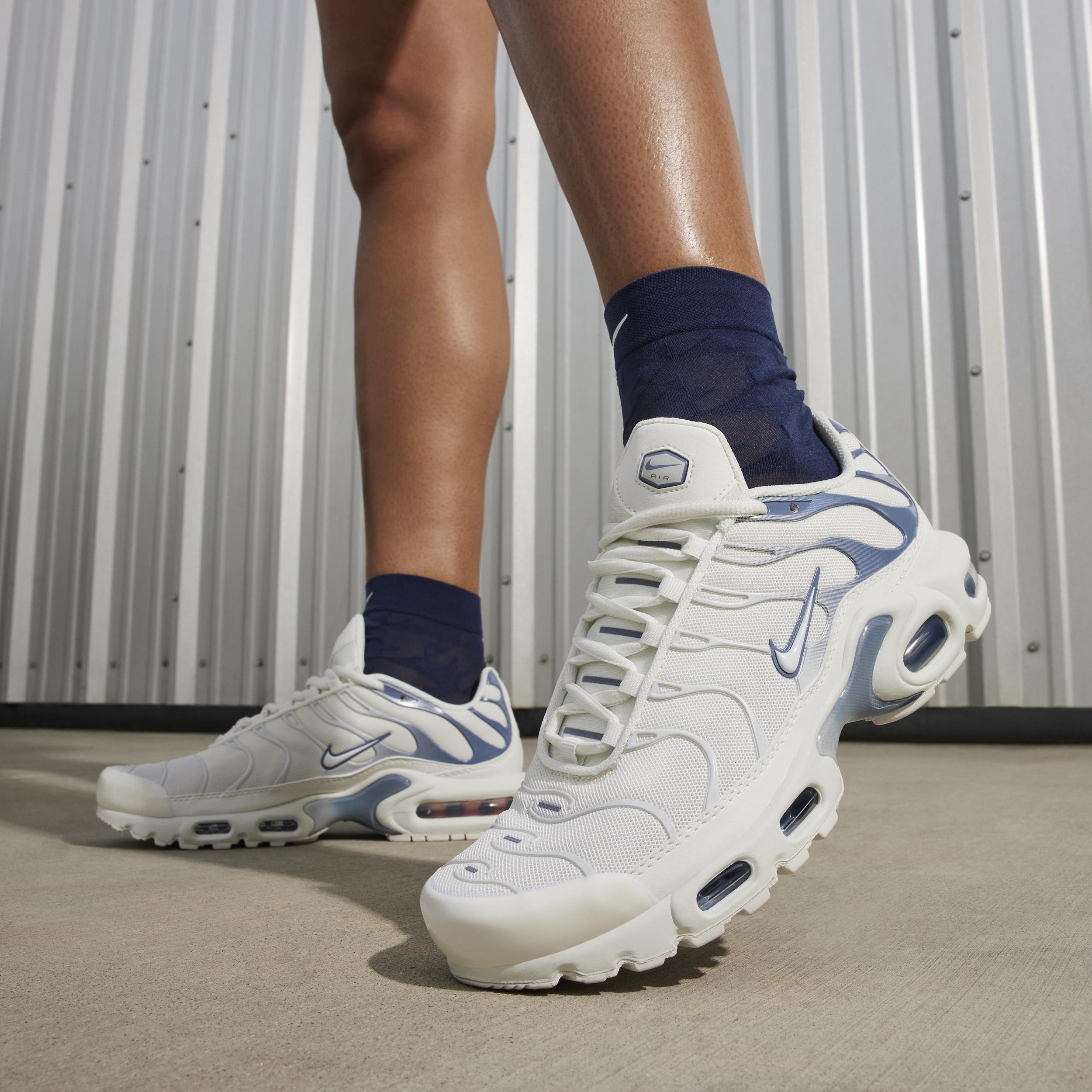 Nike Women's Air Max Plus Shoes Product Image