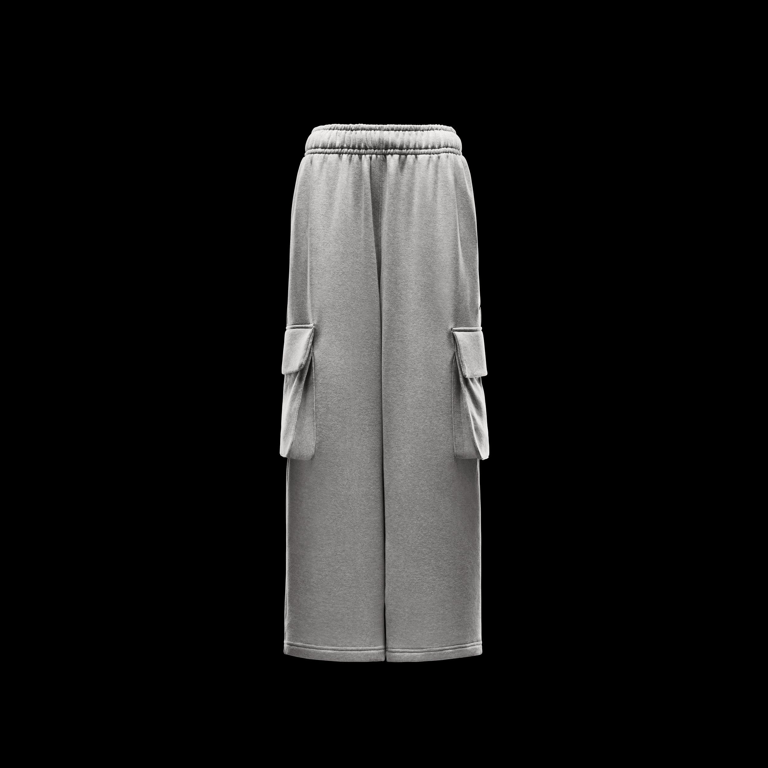 Nike Sportswear Women's Low-Rise Oversized French Terry Open-Hem Pants Product Image