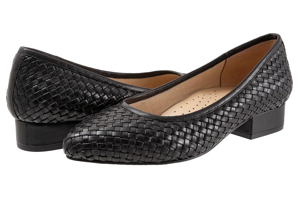 Trotters Jade Woven Pointed Toe Shoe Product Image