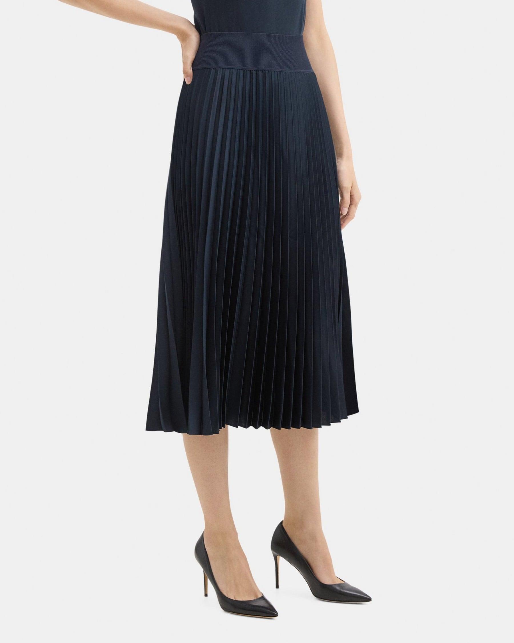 Pleated Pull-On Skirt in Poly Product Image