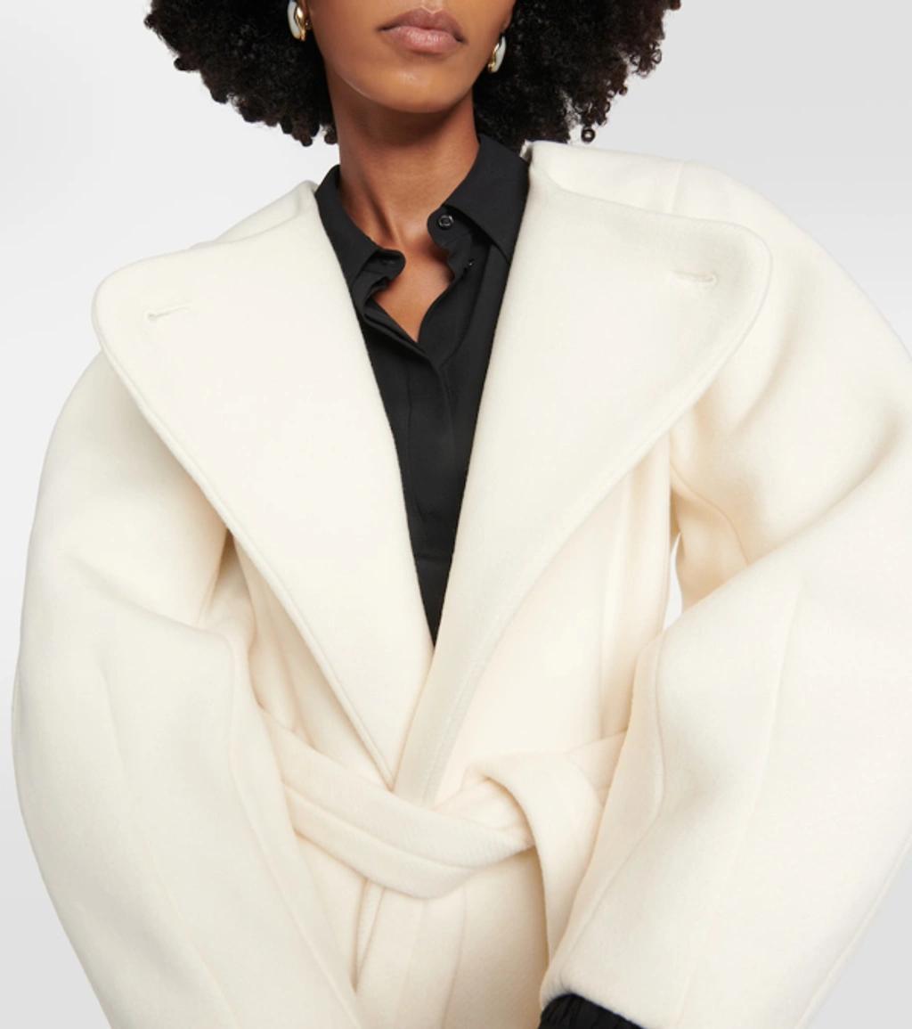 CHLOÉ Belted Wool-blend Coat In Eden White Product Image