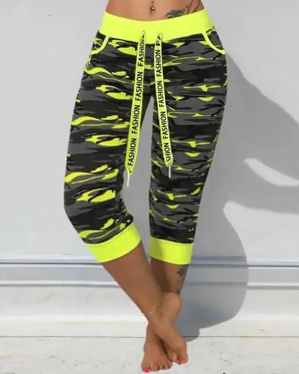 Olivia Mark – Camouflage Print Drawstring Capri Pants Product Image