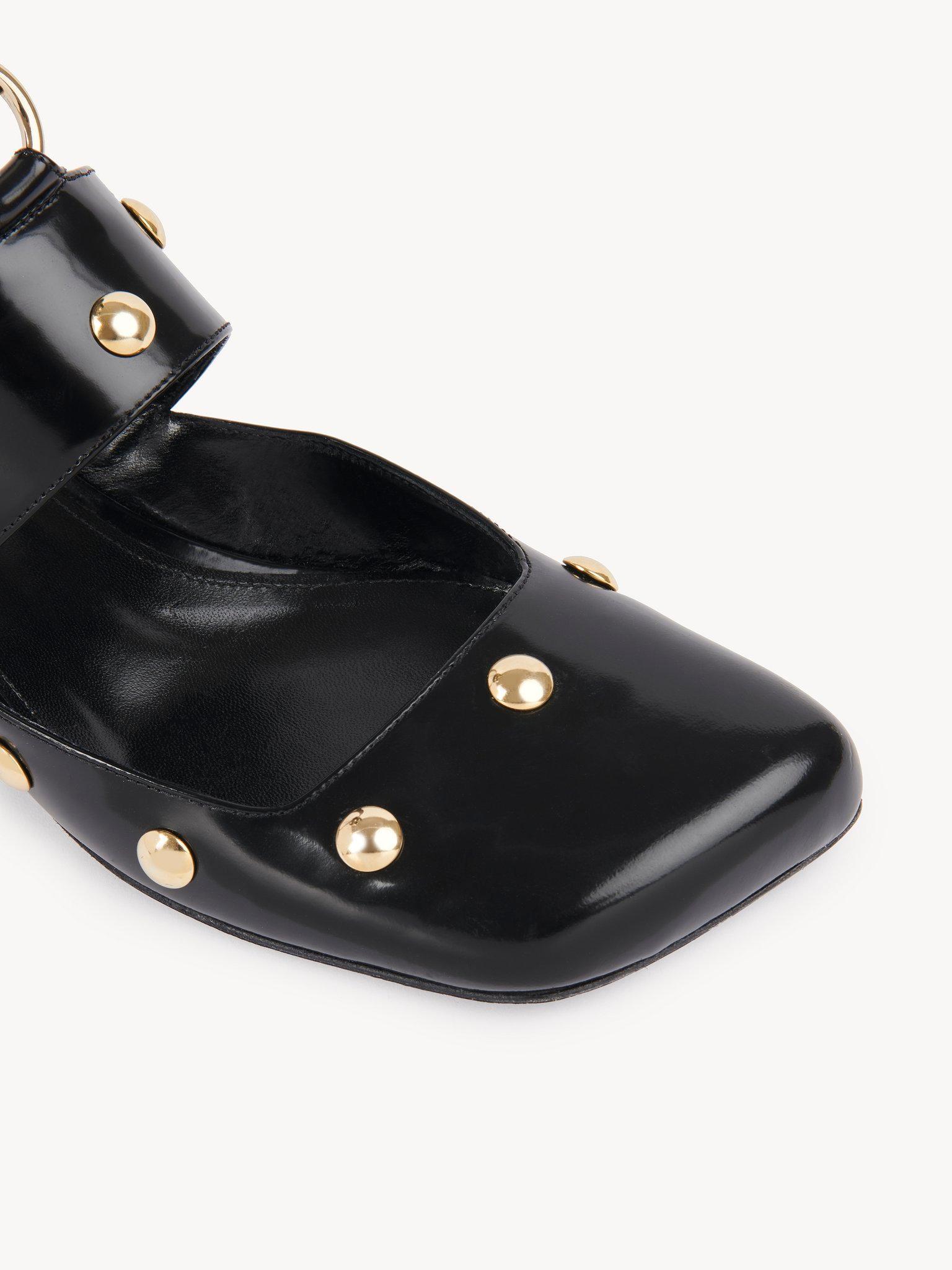 Jade sandal Product Image