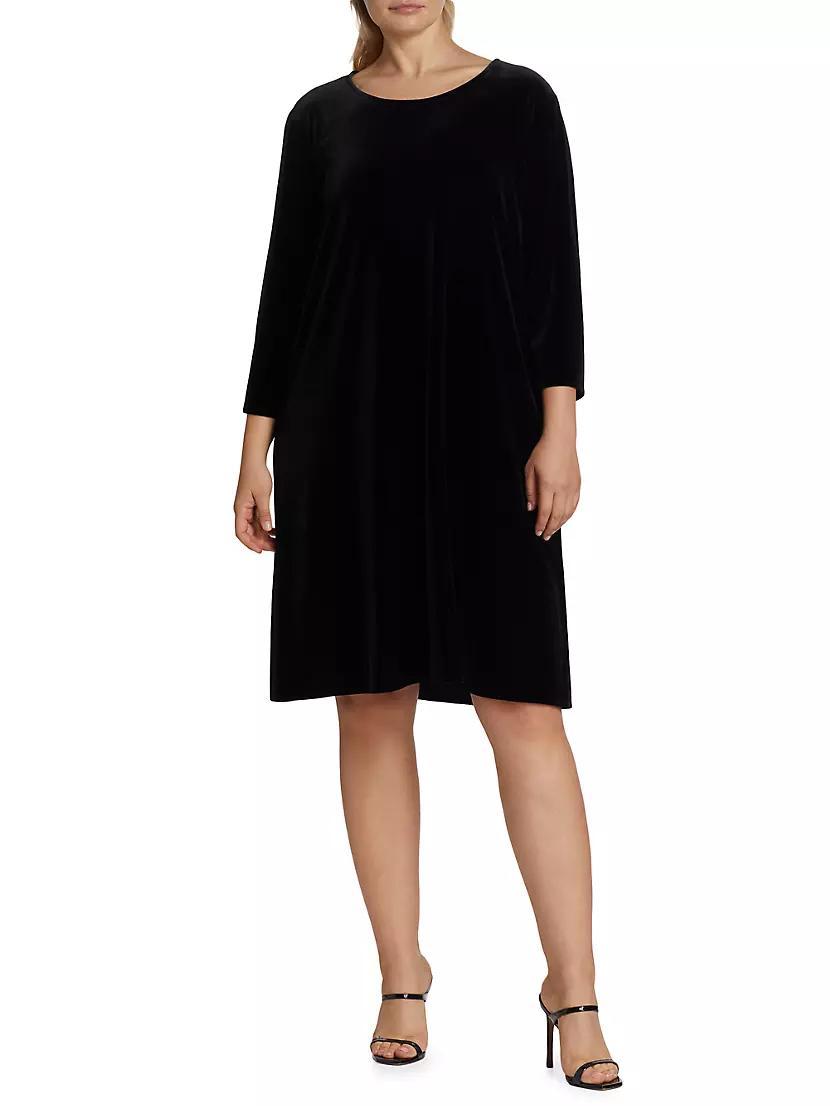 Plus Size Stretch Velvet Knee-Length Dress Product Image