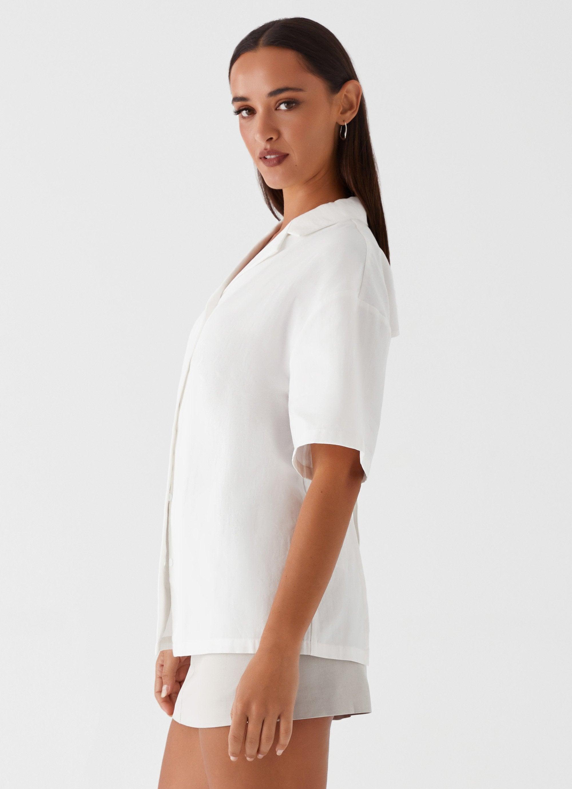 Hadley Open Back Short Sleeve Shirt - White Product Image