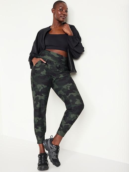 High-Waisted PowerSoft Rib 7/8 Joggers Product Image